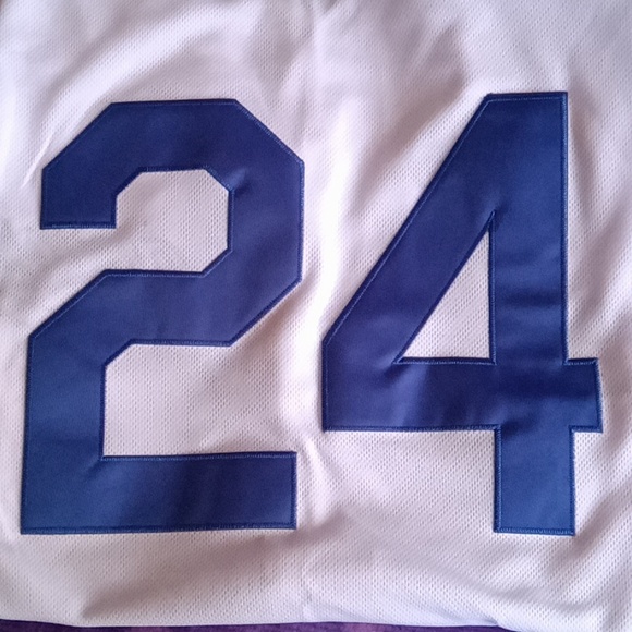 Kobe Los Angeles Baseball Jersey - Picture 2 of 2